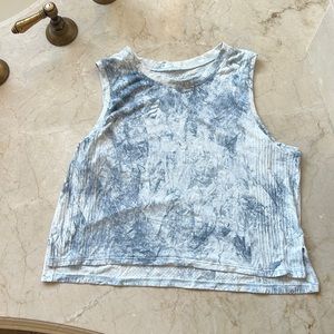 Lululemon cropped tank